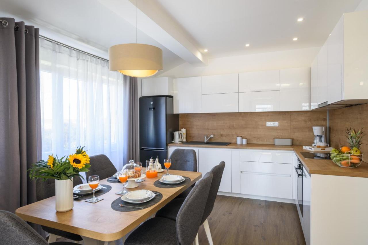 Apartment Silver Star Kastela Bagian luar foto