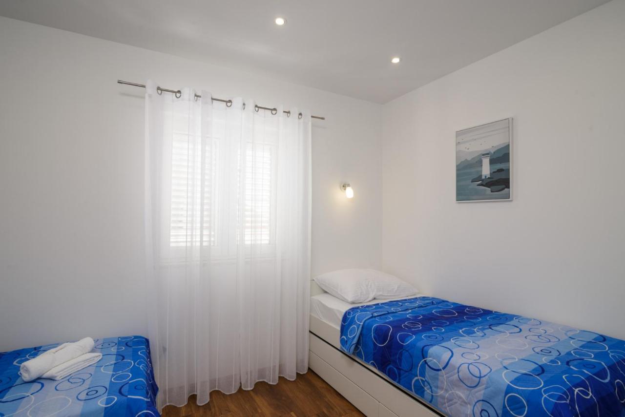 Apartment Silver Star Kastela Bagian luar foto