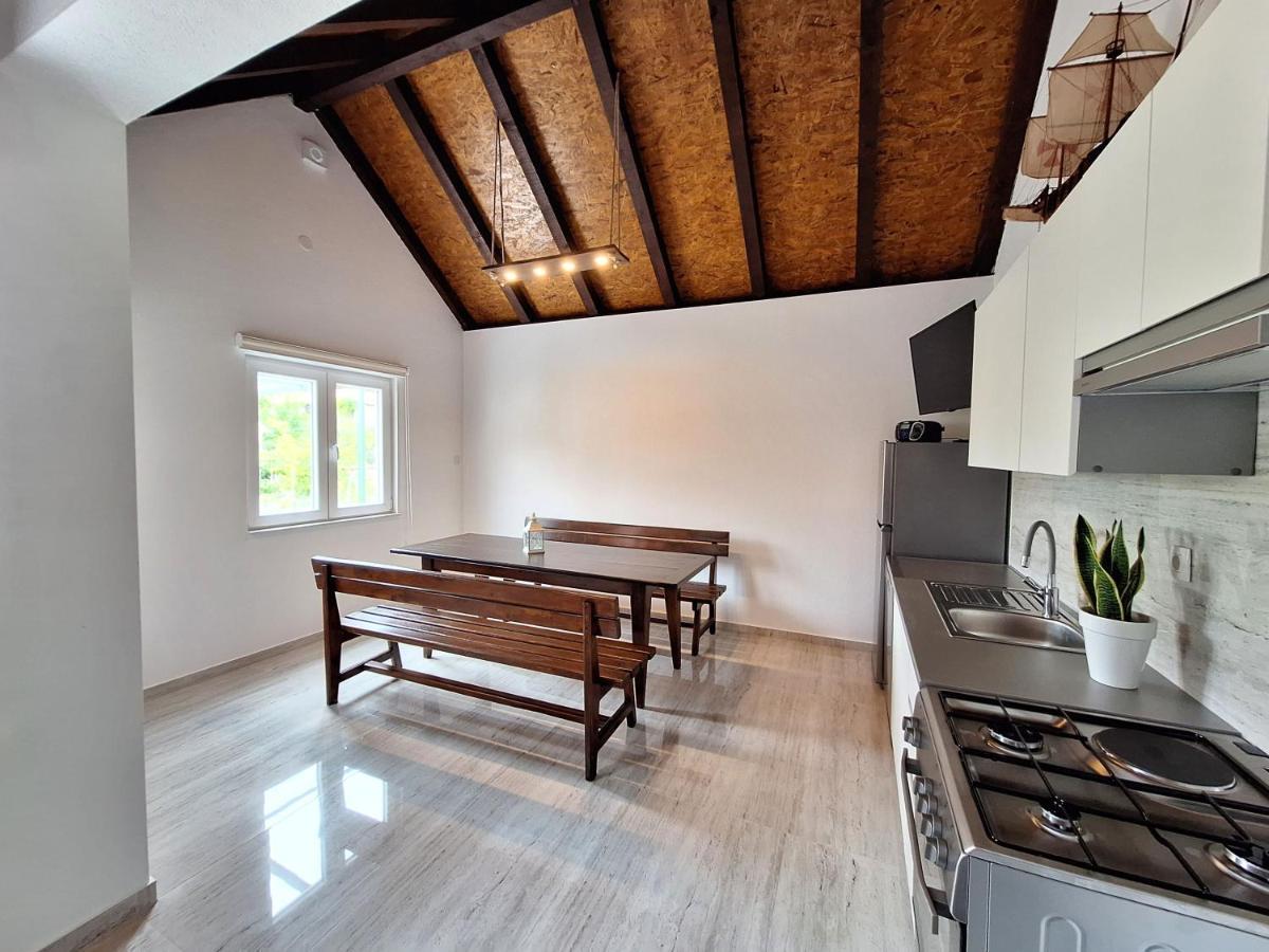 Apartment Silver Star Kastela Bagian luar foto